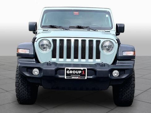 Used 2023 Jeep Wrangler Sport AWD/4WD image 4