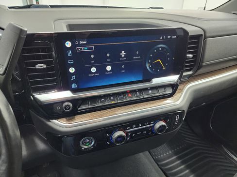 Used 2022 Chevrolet Silverado 1500 RST image 11