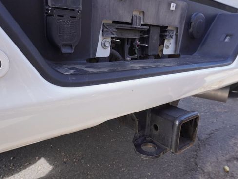 Used 2023 GMC Sierra 3500 AT4 w/ AT4 Preferred Package AWD/4WD image 9