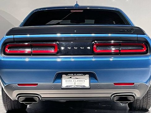 Used 2023 Dodge Challenger SRT Hellcat w/ Driver Convenience Group RWD image 36