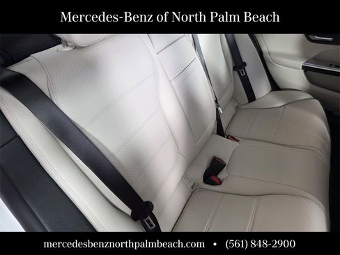 Certified 2025 Mercedes-Benz C 300 Sedan image 27