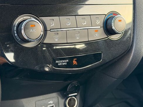Used 2022 Nissan Rogue Sport S FWD image 19