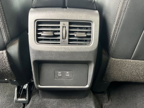 Certified 2026 Nissan Rogue SL AWD/4WD image 17
