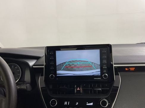 Used 2021 Toyota Corolla LE image 27