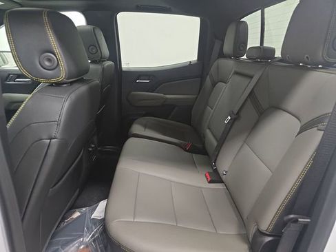 New 2025 Chevrolet Colorado ZR2 w/ Off-Road Front Bumper Package image 29