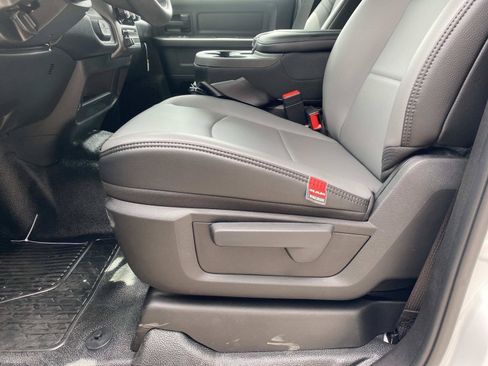 New 2026 RAM 3500 Tradesman w/ Chrome Appearance Group A AWD/4WD image 13