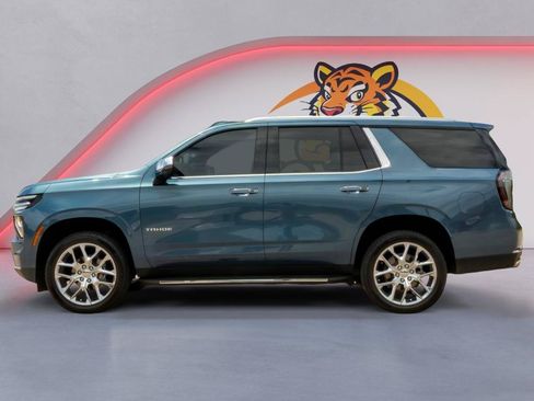 Used 2025 Chevrolet Tahoe Premier AWD/4WD image 9