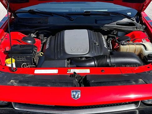 Used 2009 Dodge Challenger R/T RWD image 11