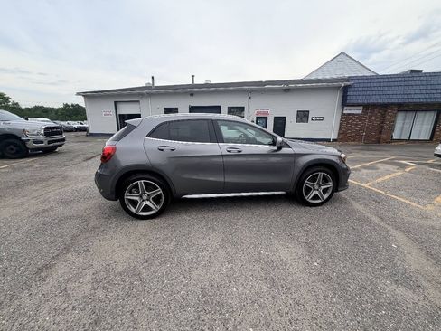 Used 2015 Mercedes-Benz GLA 250 4MATIC image 24
