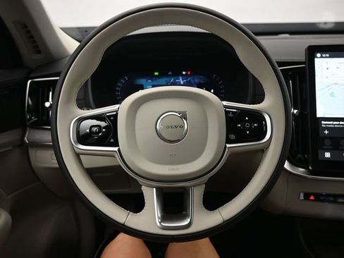 New 2026 Volvo XC90 B6 Ultra w/ Protection Package image 24