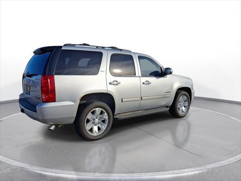 Used 2012 GMC Yukon SLT w/ Regional Value Package image 8