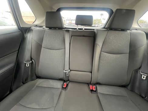 Used 2025 Toyota RAV4 XLE image 40