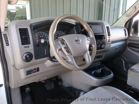 Used 2020 Nissan NV 2500 SV w/ Back Door Glass Package RWD image 10