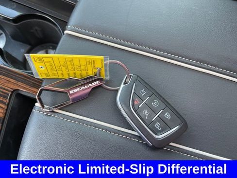 Used 2021 Cadillac Escalade ESV Premium Luxury w/ Driver Assist Tech Package image 24