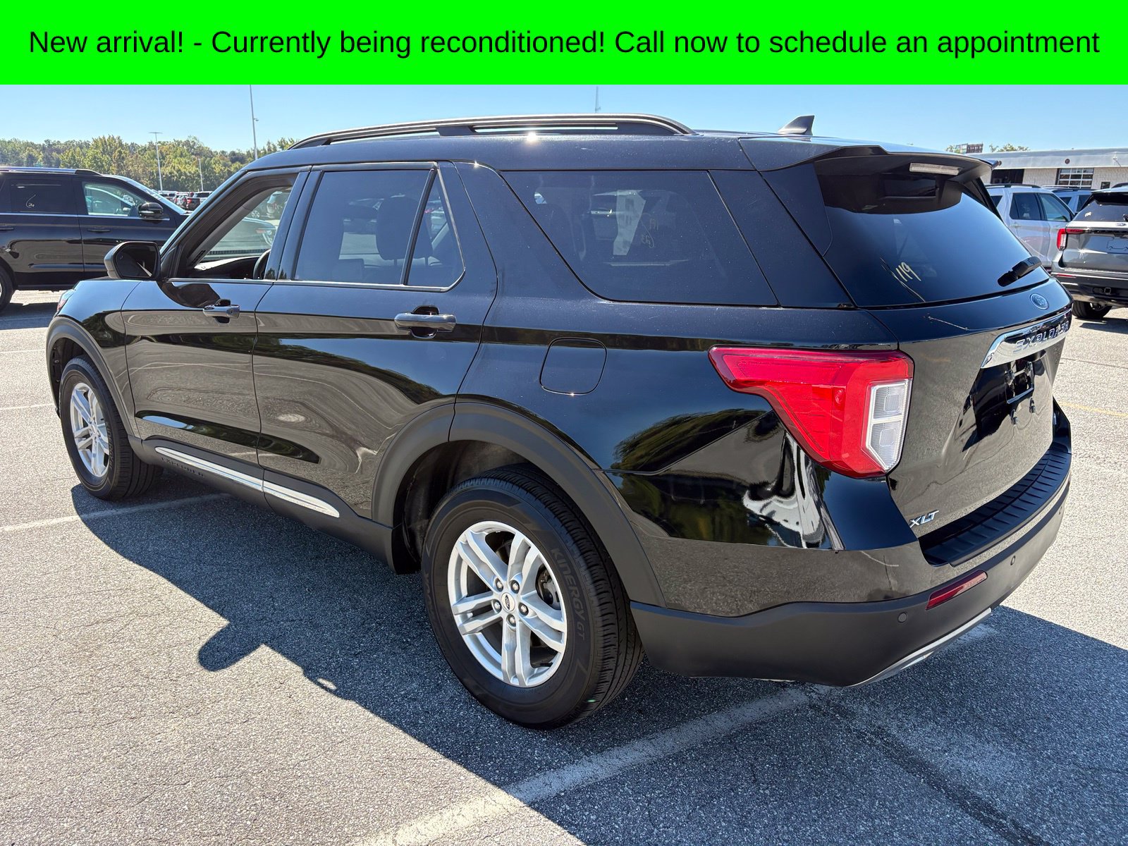 Used 2023 Ford Explorer XLT w/ Equipment Group 202A AWD/4WD image 12