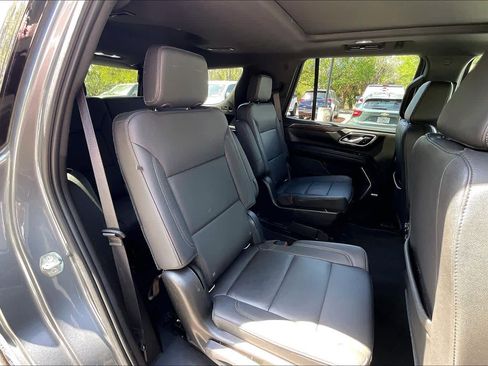 Used 2021 Chevrolet Tahoe Z71 w/ Z71 Off-Road Package image 26