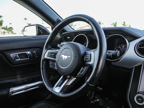 Used 2015 Ford Mustang GT Premium RWD image 14