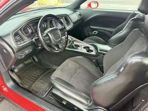 Used 2022 Dodge Challenger R/T w/ Plus Package RWD image 21
