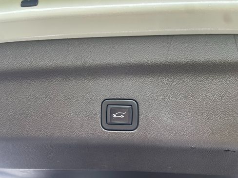 Used 2021 Chevrolet Tahoe LT AWD/4WD image 57
