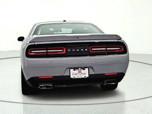 Used 2022 Dodge Challenger GT AWD/4WD image 6