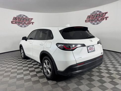 Used 2023 Honda HR-V LX image 5