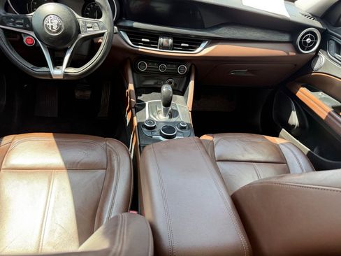 Used 2019 Alfa Romeo Stelvio AWD w/ Nero Edizione image 29