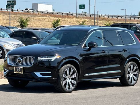 Used 2024 Volvo XC90 T8 Ultimate w/ Lounge Package AWD/4WD image 7