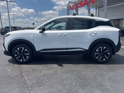 New 2026 Nissan Kicks SV w/ Cold Weather Package AWD/4WD image 2