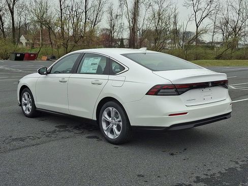 New 2026 Honda Accord LX image 4