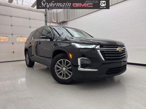 Used 2023 Chevrolet Traverse LT w/ LPO, Cargo Package image 1