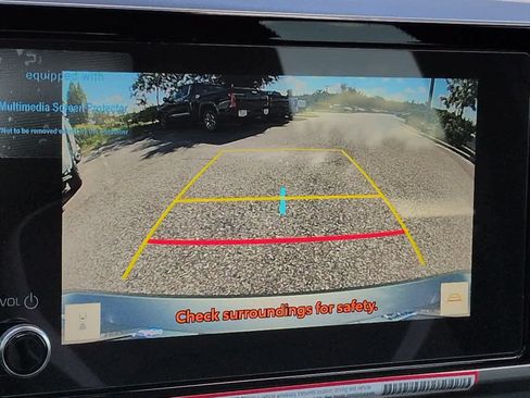 Used 2026 Toyota Camry SE FWD image 19