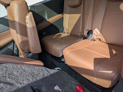 New 2026 Mercedes-Benz GLS 450 4MATIC image 19