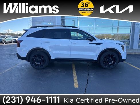 Used 2025 Kia Sorento SX Prestige w/ Olive Brown Leather Package AWD/4WD image 1