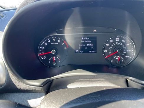 Used 2022 Kia Soul LX w/ Technology Package image 12