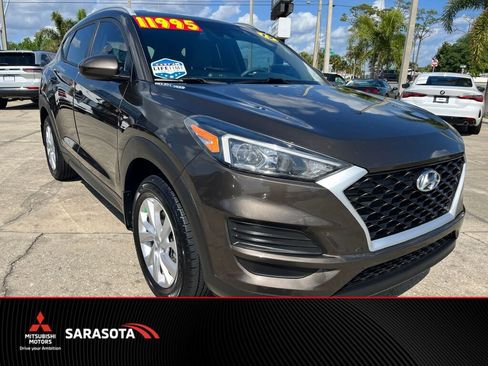 Used 2019 Hyundai Tucson Value FWD image 1
