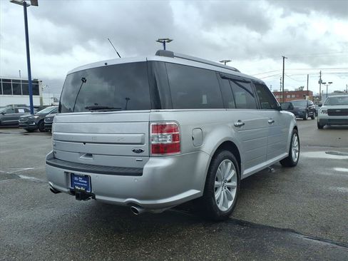 Certified 2018 Ford Flex SEL w/ Equipment Group 202A image 6
