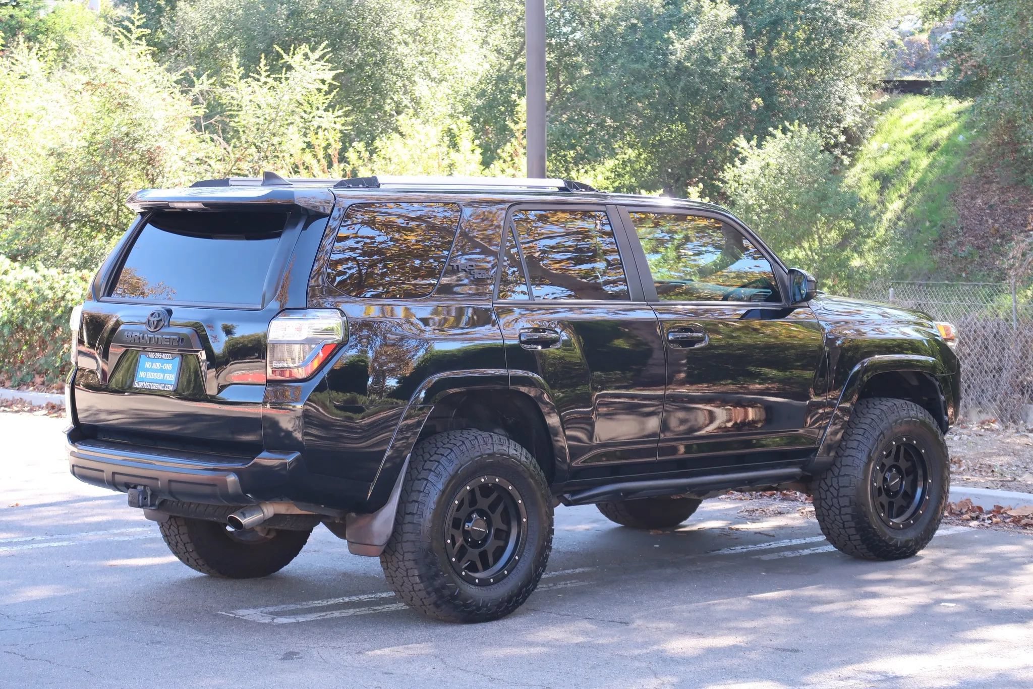 Used 2018 Toyota 4Runner TRD Off-Road AWD/4WD image 6