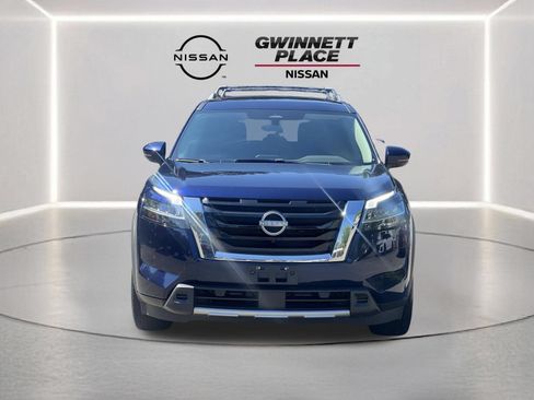 Used 2023 Nissan Pathfinder SL AWD/4WD image 27