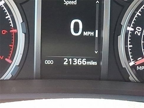 Used 2021 Toyota 4Runner Venture w/ Moonroof Package image 20