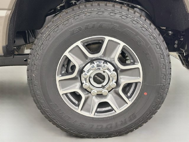New 2026 Ford F350 Lariat w/ Lariat Premium Package AWD/4WD image 39