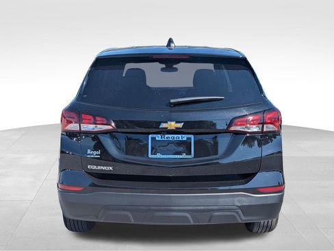 Certified 2022 Chevrolet Equinox LS w/ LS Convenience Package image 4