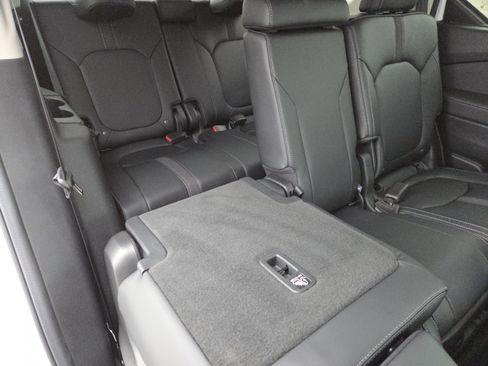 Used 2025 Honda Pilot EX-L image 22