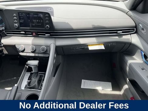 New 2026 Hyundai Elantra SE FWD image 16