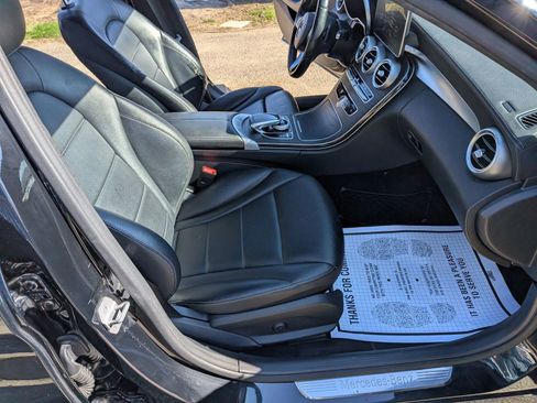 Used 2016 Mercedes-Benz C 300 C 300 4MATIC Sedan 4D w/ Multimedia Package image 39