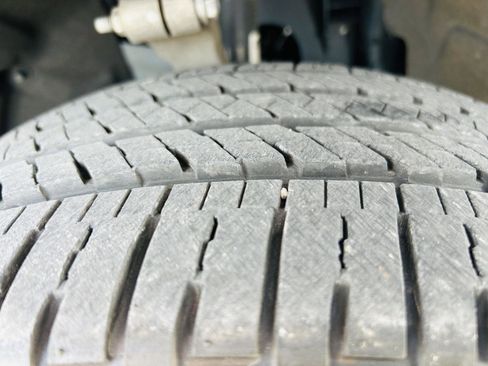 Used 2023 Jeep Grand Cherokee Limited w/ Luxury Tech Group II image 45