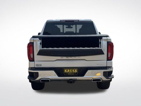 Used 2019 GMC Sierra 1500 SLT w/ SLT Premium Plus Package AWD/4WD image 34