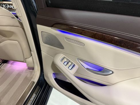 Used 2018 Mercedes-Benz S 450 Sedan image 48