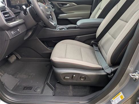 New 2026 Chevrolet Traverse LT w/ Sun and Wheel Package image 10