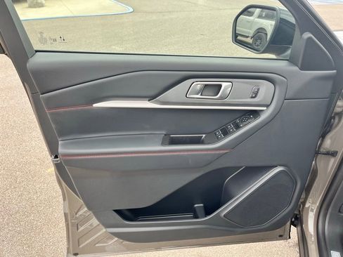 New 2026 Ford Explorer ST-Line image 11