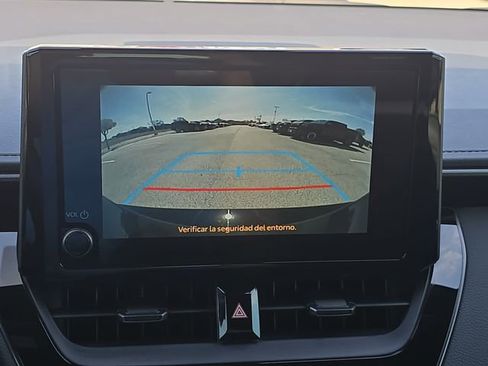 Used 2025 Toyota Corolla Premium image 22